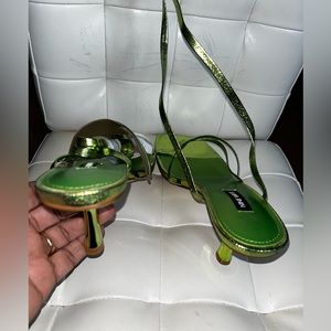 Nine West Metallic GREEN Strapped Shoe